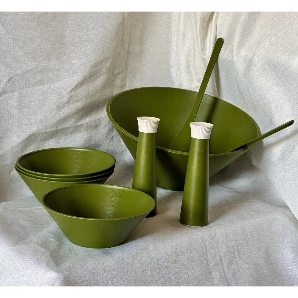 Vintage MCM David Douglas Co. 1960’s Accalac Avocado Green 9-piece Hostess Set